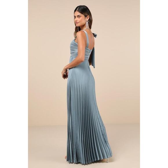 NWT Lulus Blue Gorgeous Purpose Slate Satin Pleated Sleeveless Bow Maxi Dress 1X - Picture 3 of 7